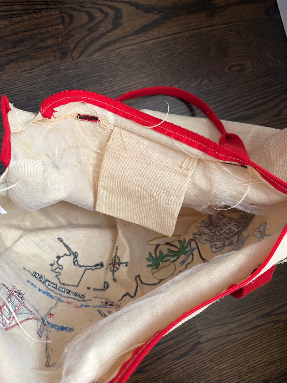 Marc Jacobs Red-Trim Canvas Tote Bag - Picture 2 of 2
